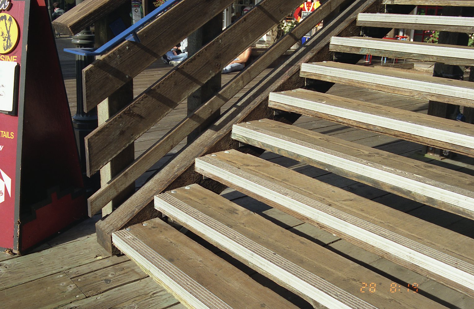 ^米国　階段、段板は木製米国 1991年