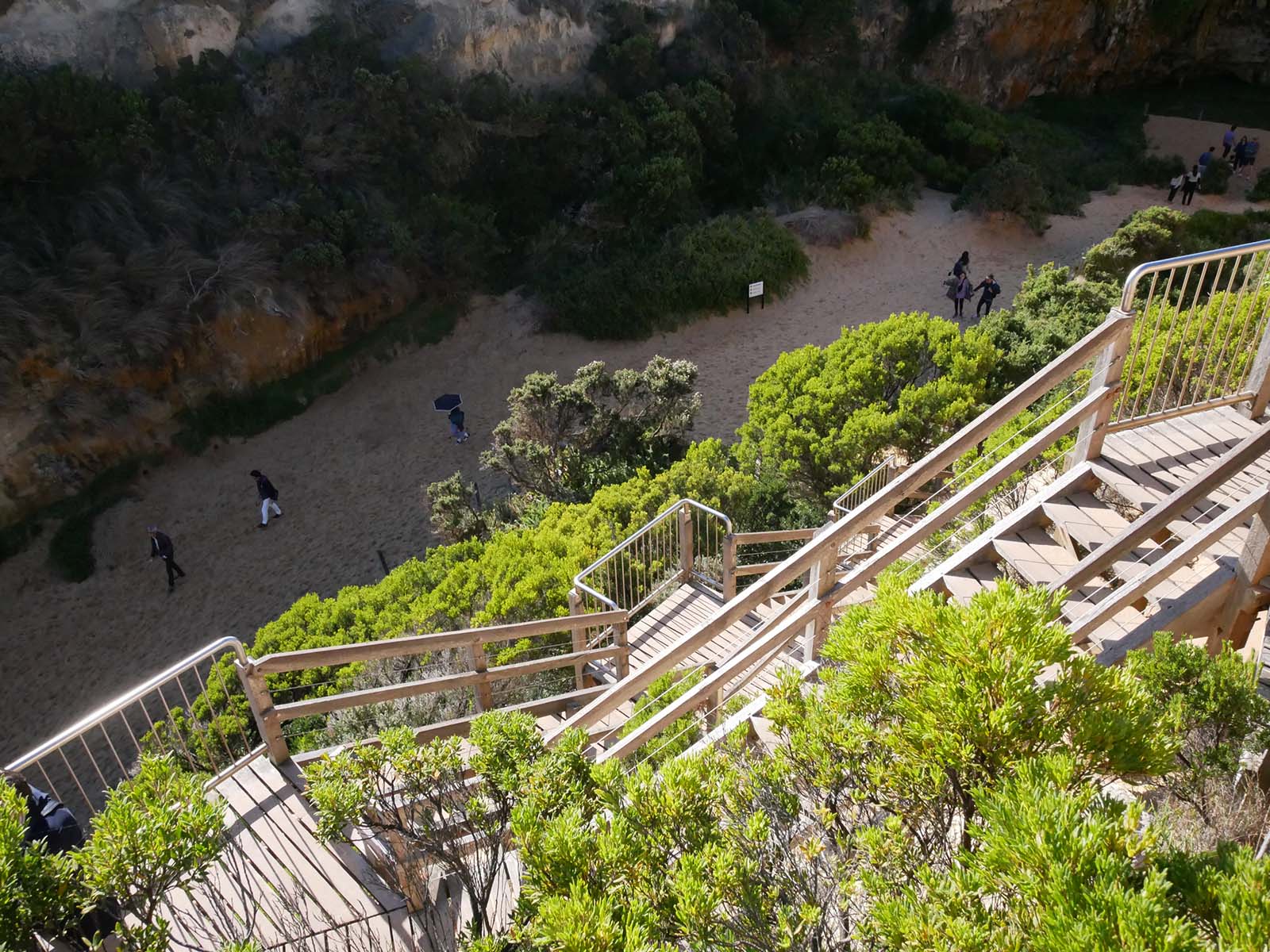 ^階段、段板は木製オーストラリア・シドニー　2018年