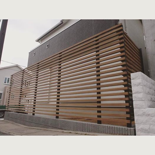 +ウリンルーバーのウォールフェンス/中川木材産業