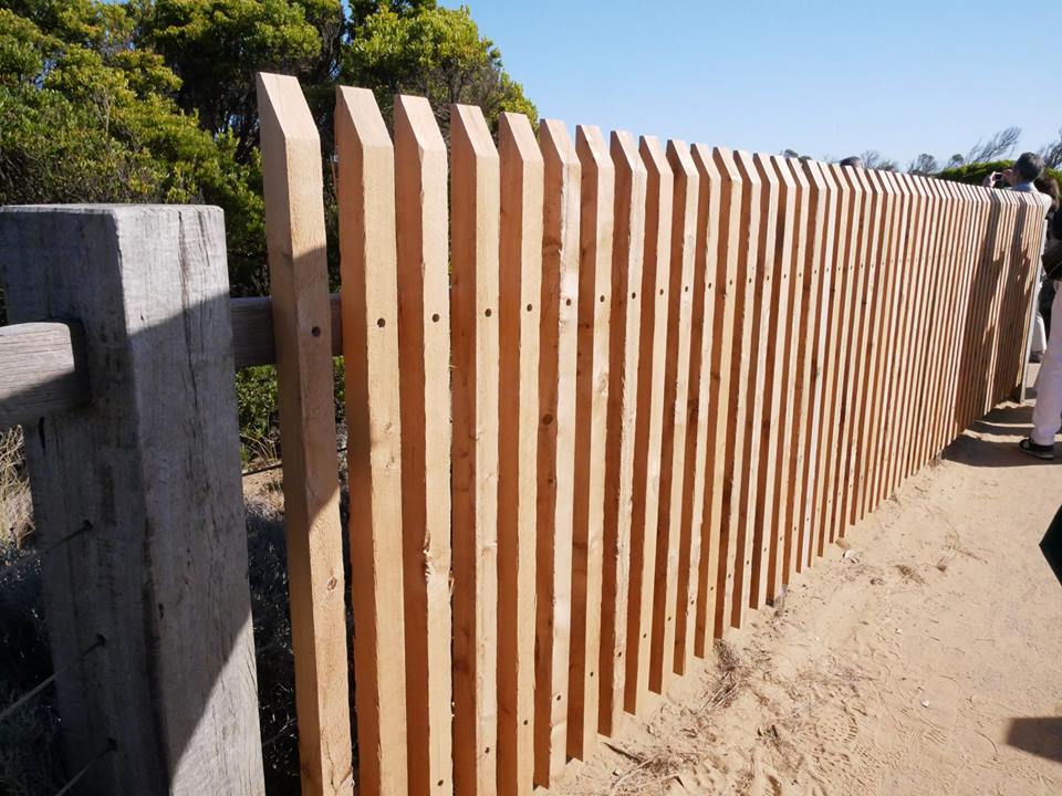 海外の木製のフェンス/中川木材産業